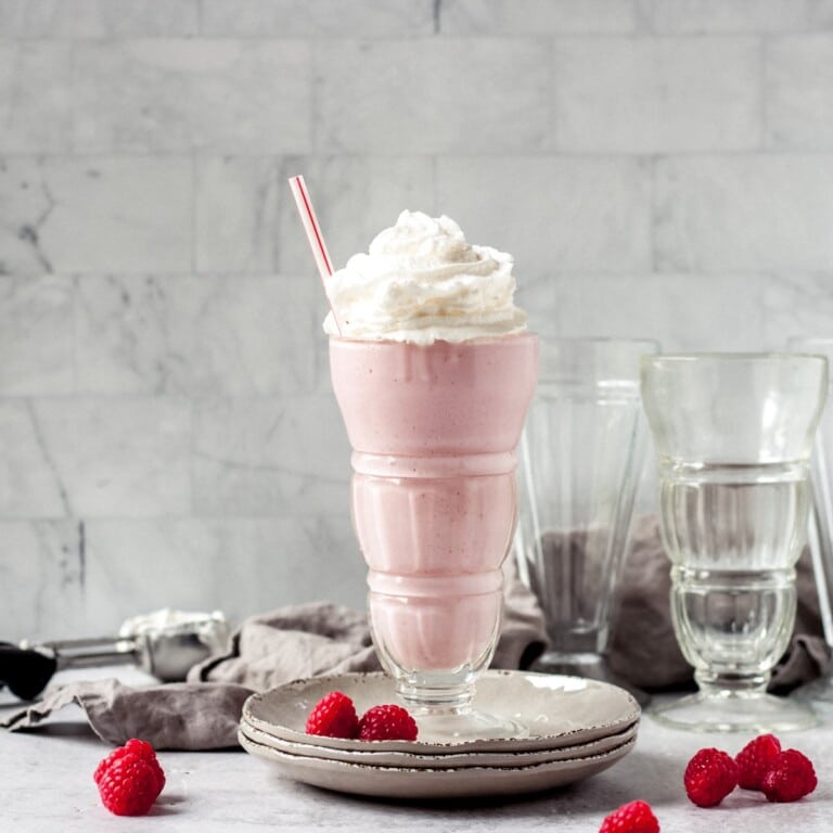 Milkshake Rabsberry Raspberry milkshake